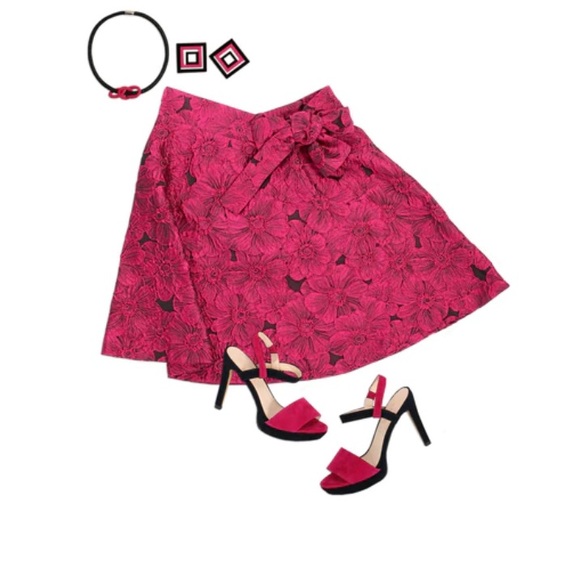 Qloxe strapless brocade top - Picture 15 of 17